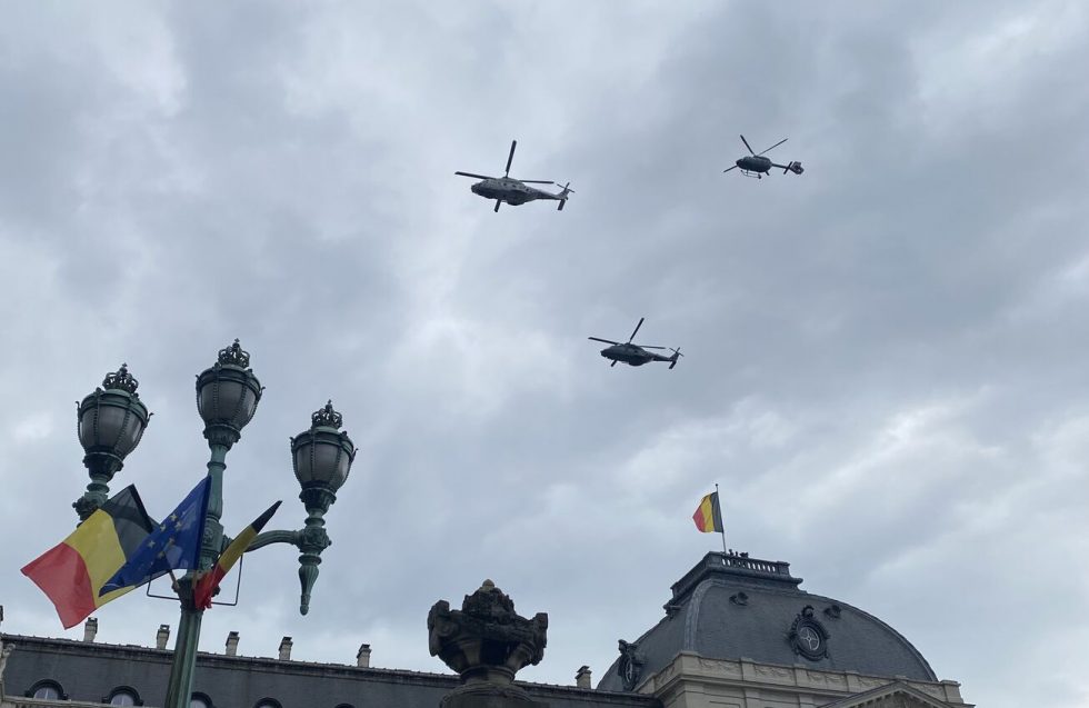Un étudiant de la Hel au défilé du 21 juillet !